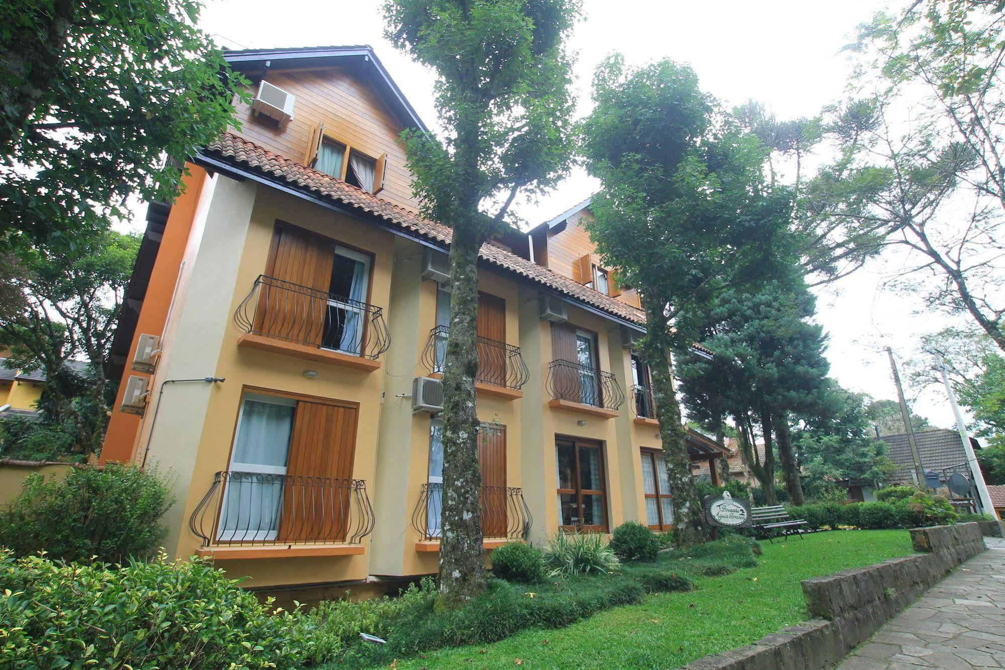 Pousada Aguia Branca Gramado Zewnętrze zdjęcie